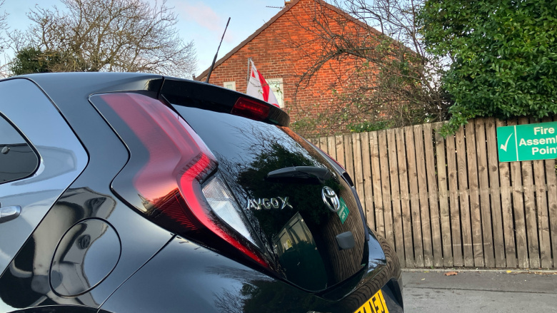 Toyota Aygo X 1.0 VVT-i Edge 5dr Petrol Hatchback